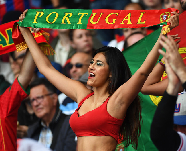 Болельщица сборной Португалии, фото 3