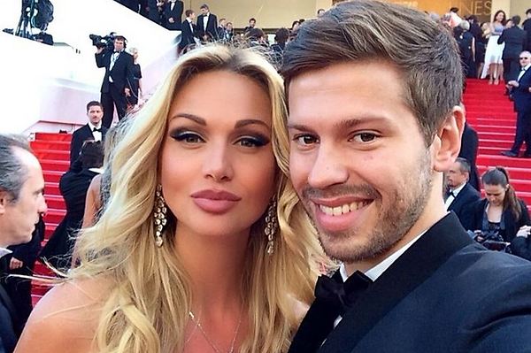 Бывшая жена футболиста Смолова выходит замуж за Баскова