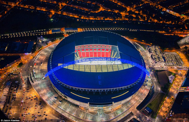 Футбольные стадионы с высоты птичьего полета, Уэмбли, фото