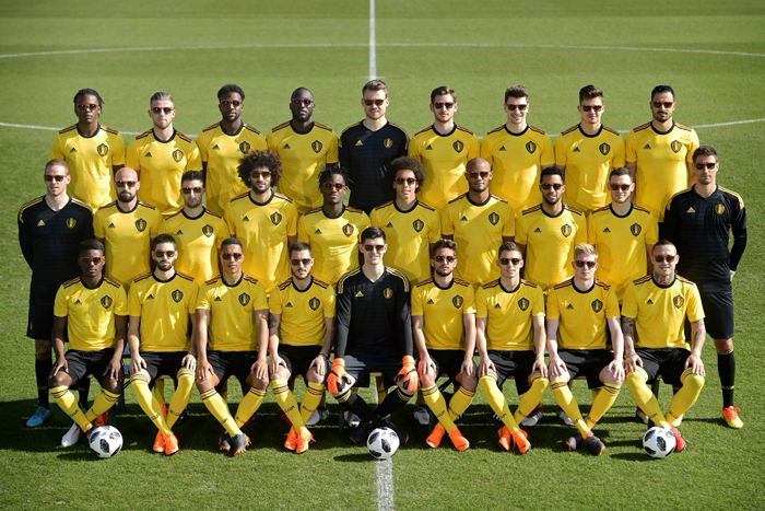 Крутое командное фото сборной Бельгии в очках