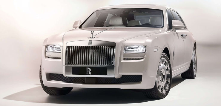 Еще одно фото машины Роналду Rolls-Royce Ghost