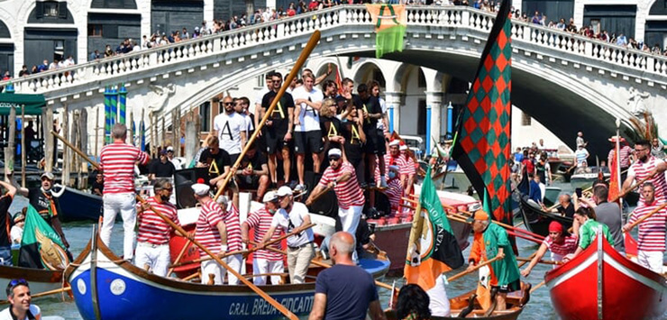 Венеция и лодочный парад
