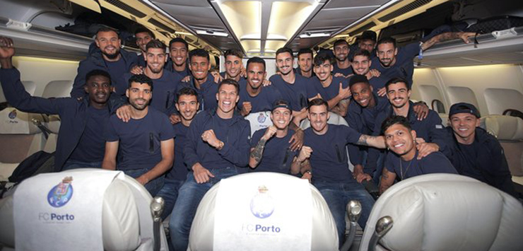 Порту отпраздновал промах Атлетико с пенальти в самолете